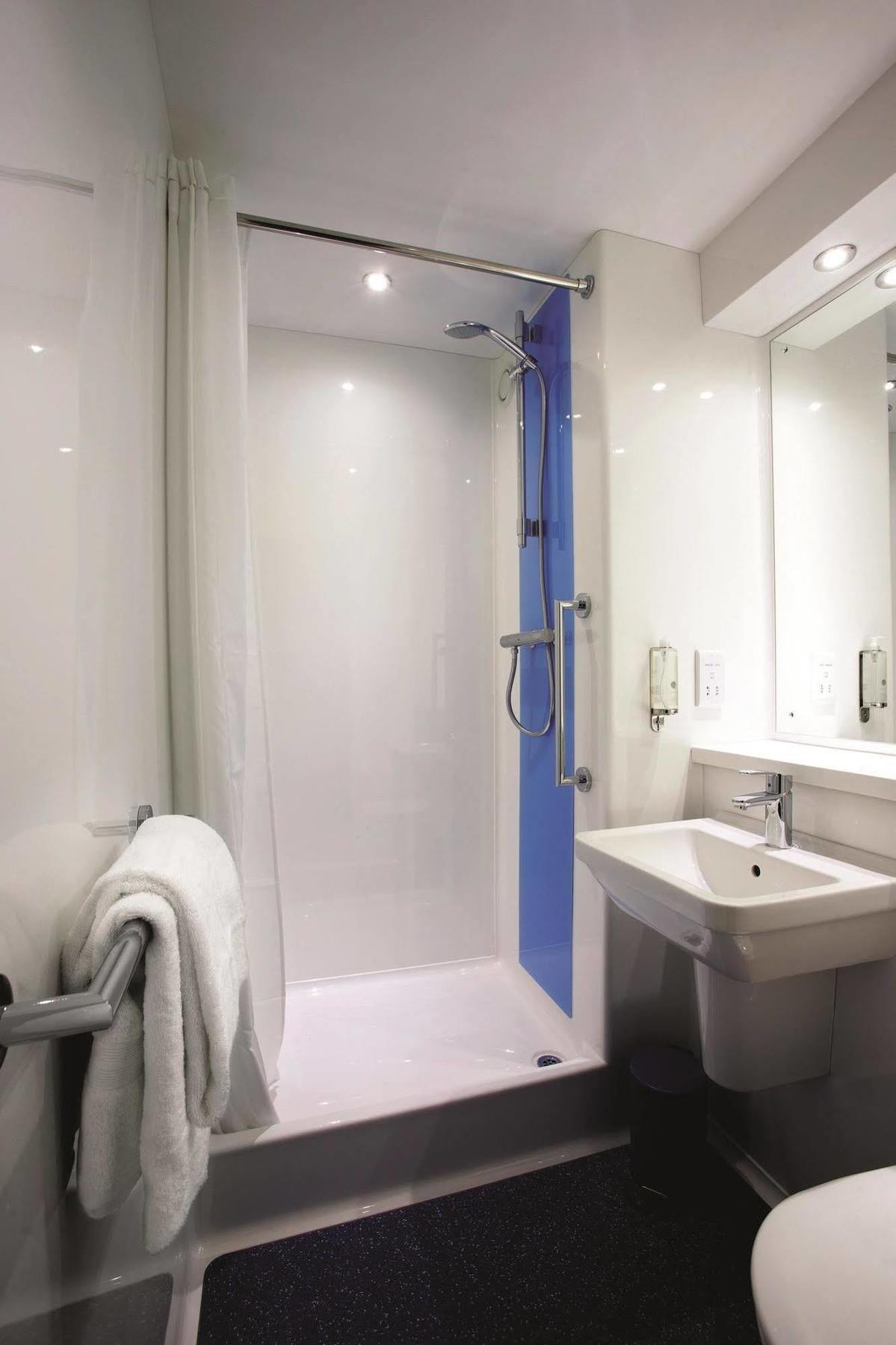Travelodge London Greenwich Exterior foto